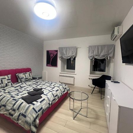 2-Room Luxury Apartment In The Center Kyiv Exterior foto