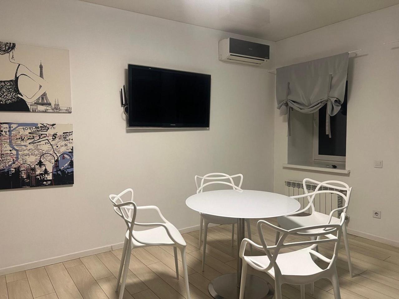 2-Room Luxury Apartment In The Center Kyiv Exterior foto