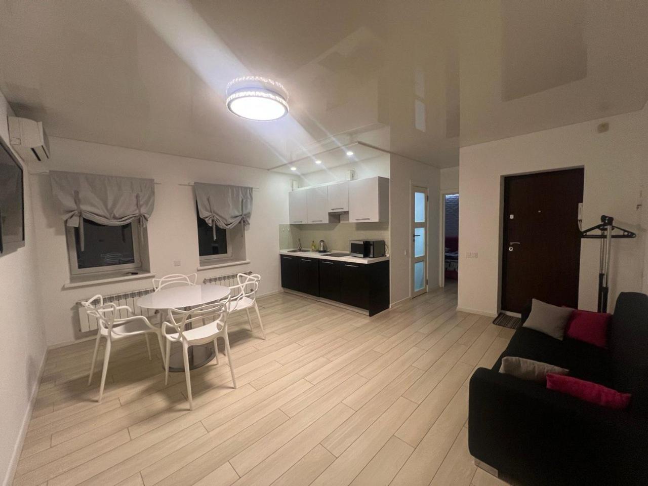 2-Room Luxury Apartment In The Center Kyiv Exterior foto